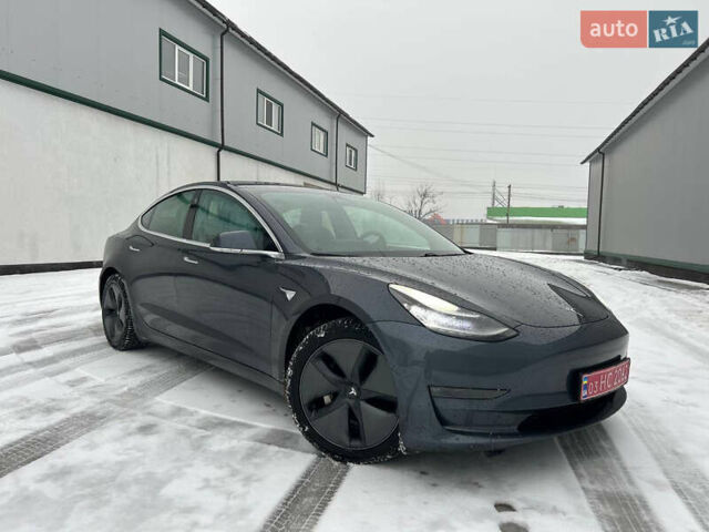 Сірий Тесла Модель 3, об'ємом двигуна 0 л та пробігом 110 тис. км за 16700 $, фото 1 на Automoto.ua