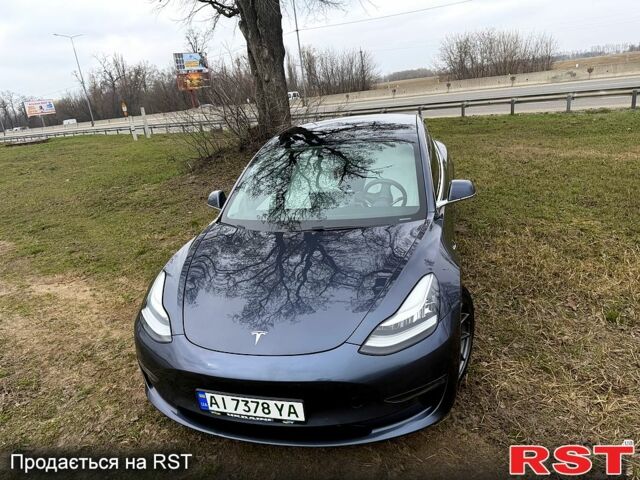 Серый Тесла Модель 3, объемом двигателя 0.5 л и пробегом 0 тыс. км за 18500 $, фото 1 на Automoto.ua