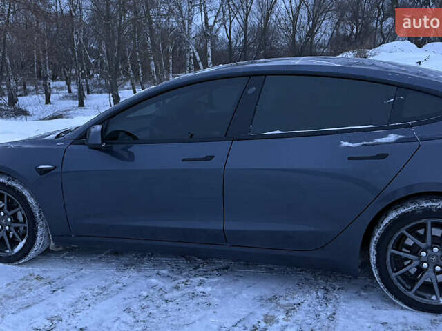 Серый Тесла Модель 3, объемом двигателя 0 л и пробегом 92 тыс. км за 15700 $, фото 1 на Automoto.ua