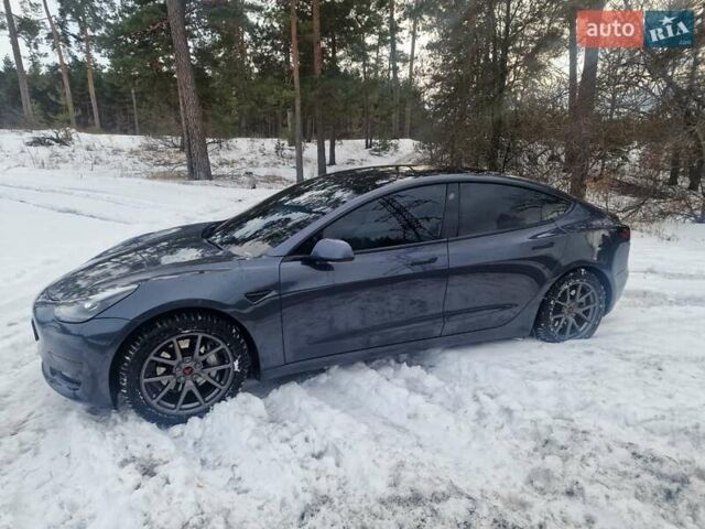 Сірий Тесла Модель 3, об'ємом двигуна 0 л та пробігом 93 тис. км за 17800 $, фото 1 на Automoto.ua
