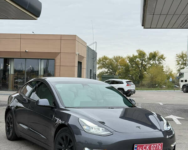Серый Тесла Модель 3, объемом двигателя 0 л и пробегом 60 тыс. км за 22999 $, фото 1 на Automoto.ua