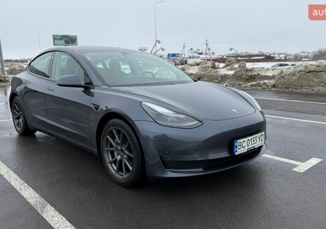 Сірий Тесла Модель 3, об'ємом двигуна 0 л та пробігом 80 тис. км за 17100 $, фото 1 на Automoto.ua