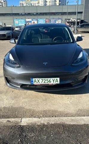 Сірий Тесла Модель 3, об'ємом двигуна 0 л та пробігом 81 тис. км за 18500 $, фото 1 на Automoto.ua