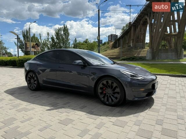 Серый Тесла Модель 3, объемом двигателя 0 л и пробегом 36 тыс. км за 23000 $, фото 1 на Automoto.ua