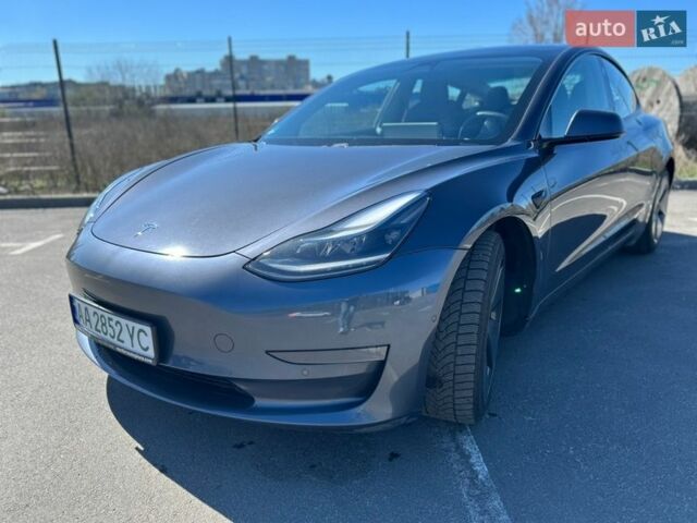 Сірий Тесла Модель 3, об'ємом двигуна 0 л та пробігом 118 тис. км за 22500 $, фото 1 на Automoto.ua
