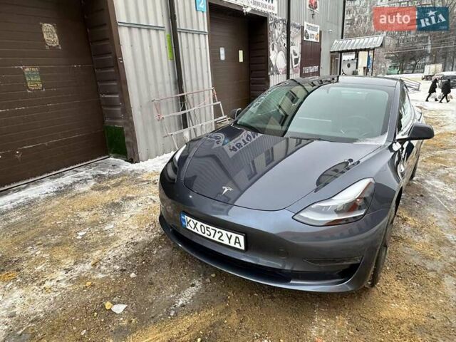 Серый Тесла Модель 3, объемом двигателя 0 л и пробегом 37 тыс. км за 17500 $, фото 1 на Automoto.ua