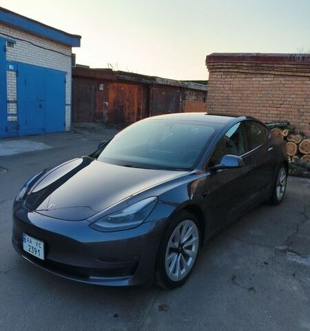 Сірий Тесла Модель 3, об'ємом двигуна 0 л та пробігом 28 тис. км за 18981 $, фото 1 на Automoto.ua