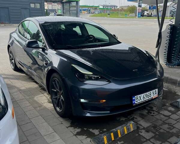 Сірий Тесла Модель 3, об'ємом двигуна 0 л та пробігом 71 тис. км за 18000 $, фото 1 на Automoto.ua