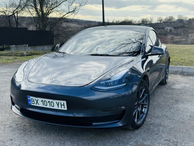 Сірий Тесла Модель 3, об'ємом двигуна 0 л та пробігом 167 тис. км за 15100 $, фото 1 на Automoto.ua