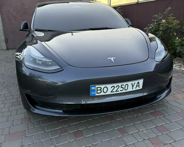 Сірий Тесла Модель 3, об'ємом двигуна 0 л та пробігом 85 тис. км за 24000 $, фото 1 на Automoto.ua