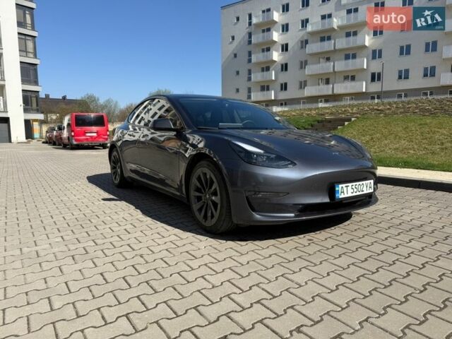 Серый Тесла Модель 3, объемом двигателя 0 л и пробегом 51 тыс. км за 18500 $, фото 1 на Automoto.ua