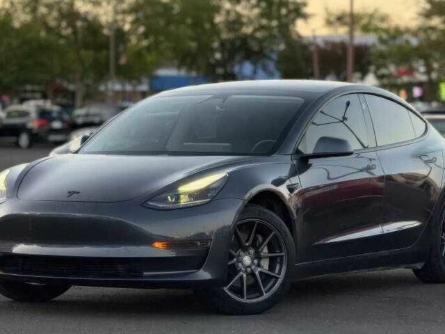 Сірий Тесла Модель 3, об'ємом двигуна 0 л та пробігом 67 тис. км за 11999 $, фото 1 на Automoto.ua