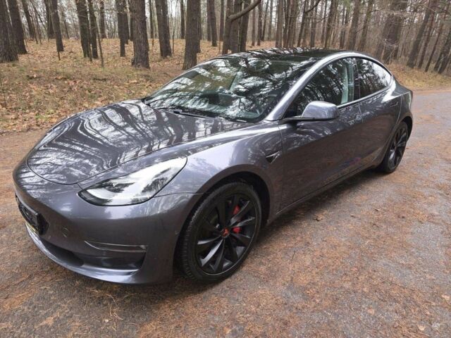 Тесла Модель 3 2021 у Києві на Automoto.ua Сірий Тесла Модель 3, об'ємом двигуна 0 л та пробігом 47 тис. км за 12500 $, фото 1 на Automoto.ua