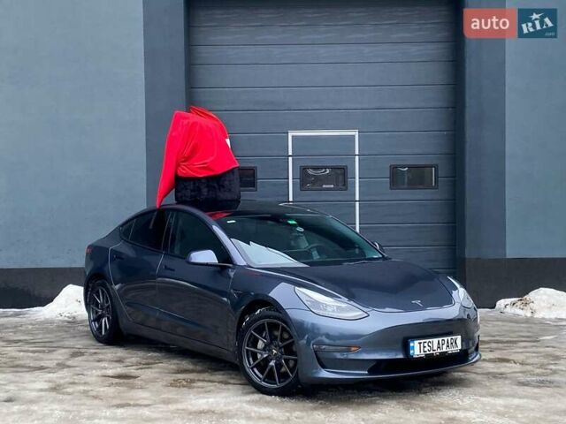 Серый Тесла Модель 3, объемом двигателя 0 л и пробегом 116 тыс. км за 20999 $, фото 1 на Automoto.ua