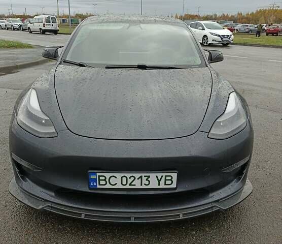 Серый Тесла Модель 3, объемом двигателя 0 л и пробегом 46 тыс. км за 18200 $, фото 1 на Automoto.ua