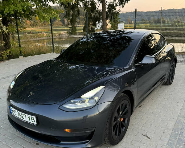 Сірий Тесла Модель 3, об'ємом двигуна 0 л та пробігом 60 тис. км за 17200 $, фото 1 на Automoto.ua