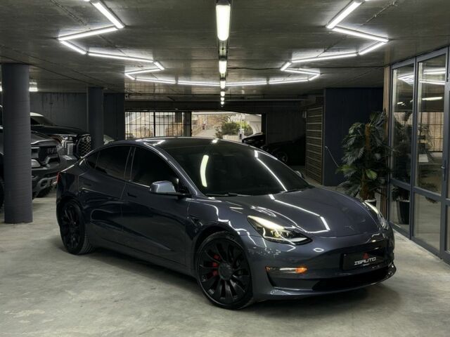 Серый Тесла Модель 3, объемом двигателя 0 л и пробегом 54 тыс. км за 24900 $, фото 1 на Automoto.ua