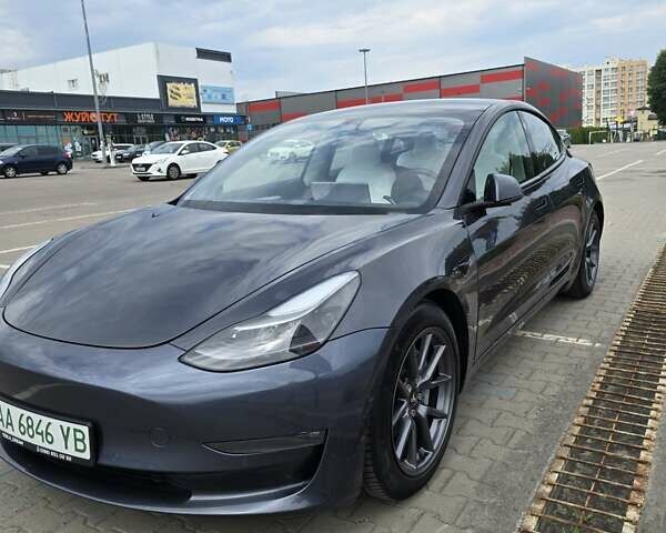 Серый Тесла Модель 3, объемом двигателя 0 л и пробегом 74 тыс. км за 20500 $, фото 1 на Automoto.ua