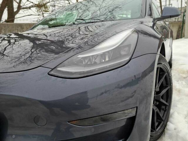 Сірий Тесла Модель 3, об'ємом двигуна 0 л та пробігом 85 тис. км за 20900 $, фото 1 на Automoto.ua