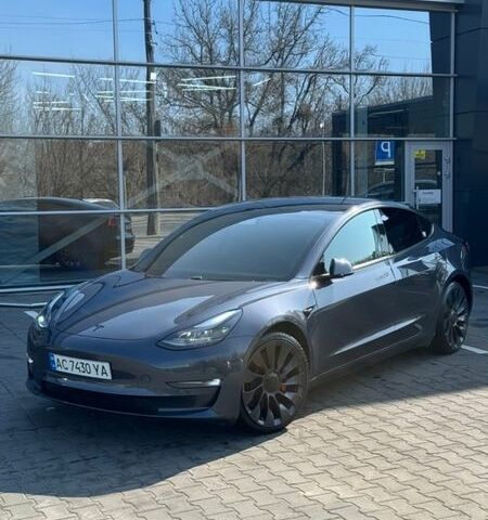 Сірий Тесла Модель 3, об'ємом двигуна 0 л та пробігом 130 тис. км за 23200 $, фото 1 на Automoto.ua
