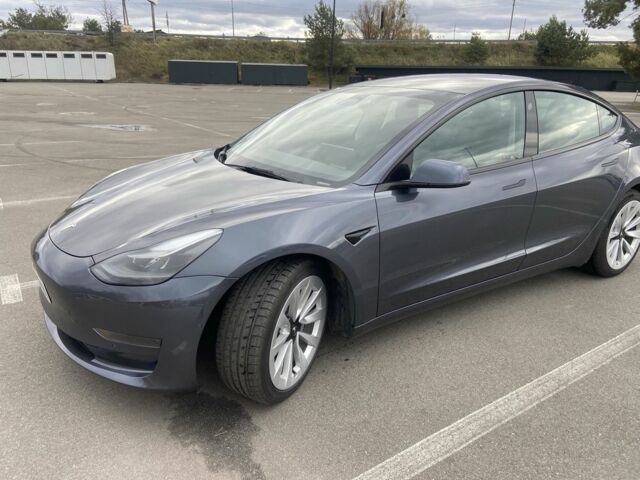 Тесла Модель 3 2022 у Києві на Automoto.ua Сірий Тесла Модель 3, об'ємом двигуна 1 л та пробігом 130 тис. км за 19200 $, фото 1 на Automoto.ua
