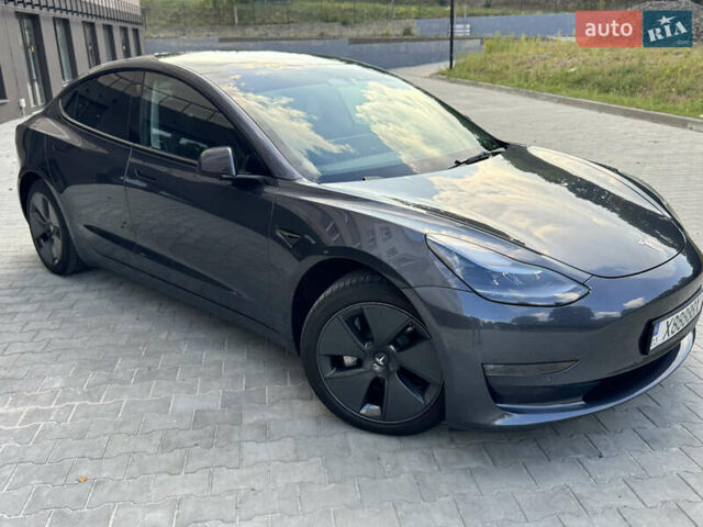 Сірий Тесла Модель 3, об'ємом двигуна 0 л та пробігом 108 тис. км за 22700 $, фото 1 на Automoto.ua
