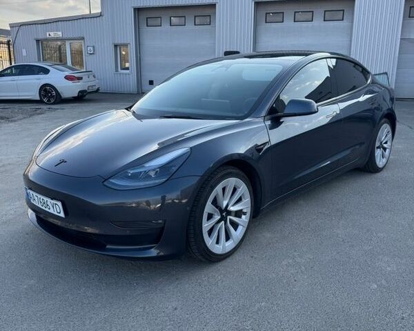 Сірий Тесла Модель 3, об'ємом двигуна 0 л та пробігом 100 тис. км за 25500 $, фото 1 на Automoto.ua