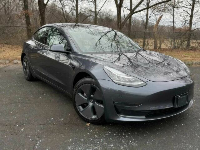 Серый Тесла Модель 3, объемом двигателя 0 л и пробегом 23 тыс. км за 10500 $, фото 1 на Automoto.ua