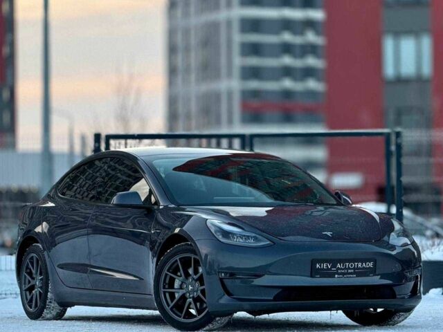 Серый Тесла Модель 3, объемом двигателя 0 л и пробегом 34 тыс. км за 19500 $, фото 1 на Automoto.ua