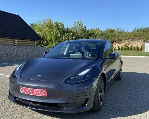 Тесла Модель 3 2022 в Калиновке на Automoto.ua Серый Тесла Модель 3, объемом двигателя 0 л и пробегом 35 тыс. км за 21500 $, фото 1 на Automoto.ua