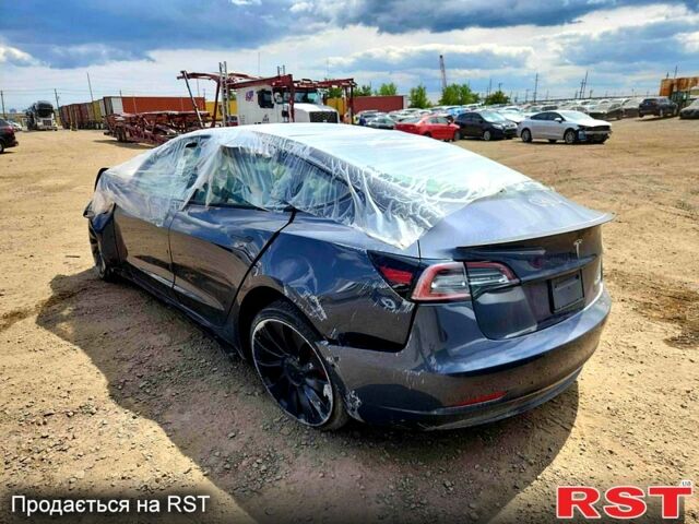 Сірий Тесла Модель 3, об'ємом двигуна 0.2 л та пробігом 30 тис. км за 6999 $, фото 1 на Automoto.ua