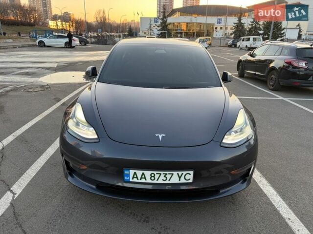 Серый Тесла Модель 3, объемом двигателя 0 л и пробегом 119 тыс. км за 20000 $, фото 1 на Automoto.ua