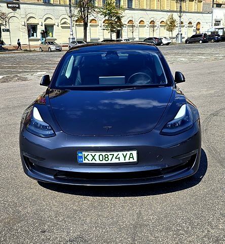 Сірий Тесла Модель 3, об'ємом двигуна 0.44 л та пробігом 57 тис. км за 22700 $, фото 1 на Automoto.ua