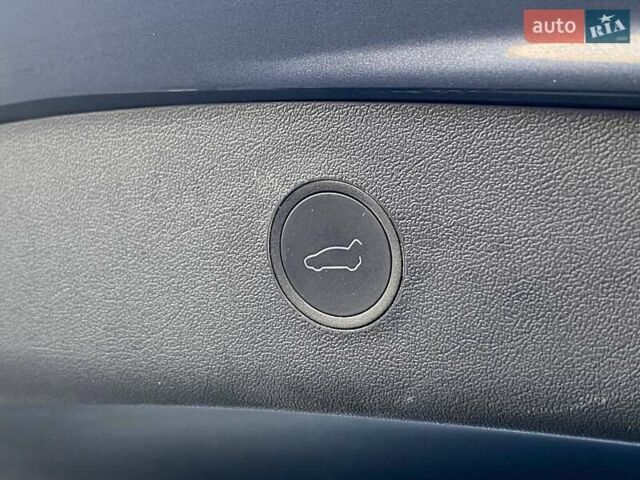 Серый Тесла Модель 3, объемом двигателя 0 л и пробегом 41 тыс. км за 21690 $, фото 1 на Automoto.ua