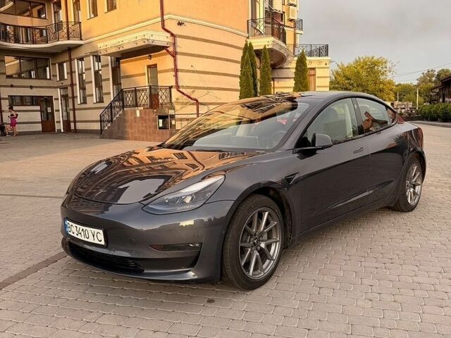 Сірий Тесла Модель 3, об'ємом двигуна 0 л та пробігом 57 тис. км за 21500 $, фото 1 на Automoto.ua