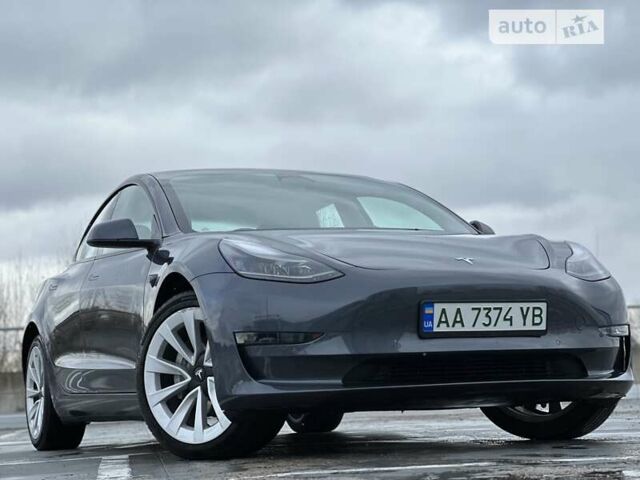 Сірий Тесла Модель 3, об'ємом двигуна 0 л та пробігом 49 тис. км за 27900 $, фото 1 на Automoto.ua