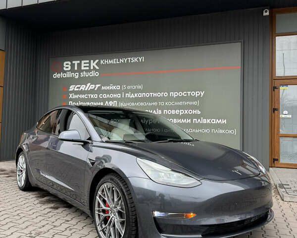 Сірий Тесла Модель 3, об'ємом двигуна 0 л та пробігом 26 тис. км за 24900 $, фото 1 на Automoto.ua