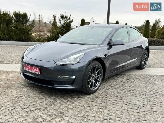 Серый Тесла Модель 3, объемом двигателя 0 л и пробегом 77 тыс. км за 18500 $, фото 1 на Automoto.ua