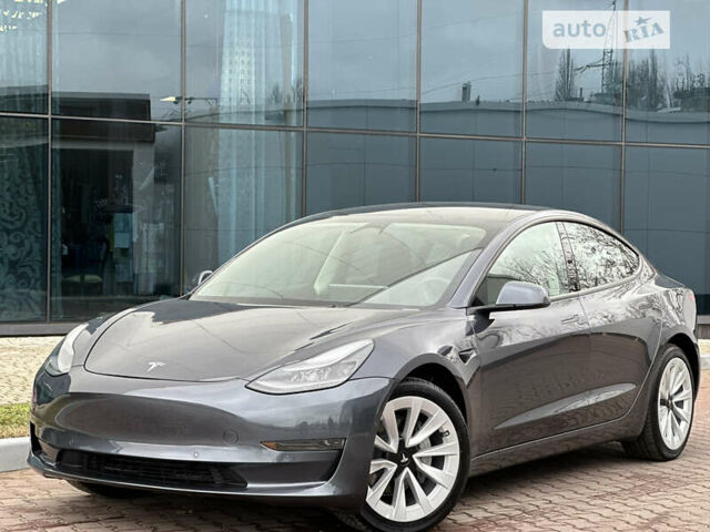 Сірий Тесла Модель 3, об'ємом двигуна 0 л та пробігом 1 тис. км за 28300 $, фото 1 на Automoto.ua