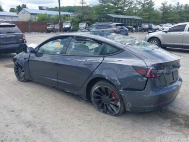 Серый Тесла Модель 3, объемом двигателя 0 л и пробегом 4 тыс. км за 6999 $, фото 1 на Automoto.ua