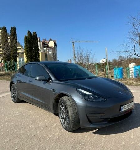 Серый Тесла Модель 3, объемом двигателя 0 л и пробегом 179 тыс. км за 17900 $, фото 1 на Automoto.ua