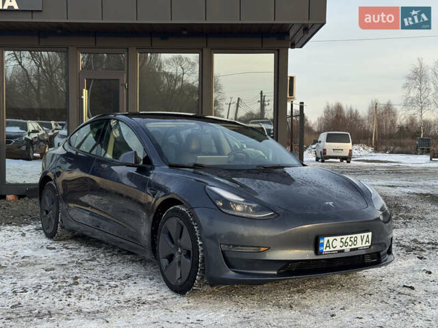 Серый Тесла Модель 3, объемом двигателя 0 л и пробегом 226 тыс. км за 16900 $, фото 1 на Automoto.ua