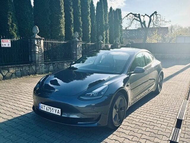 Сірий Тесла Модель 3, об'ємом двигуна 0 л та пробігом 125 тис. км за 21000 $, фото 1 на Automoto.ua