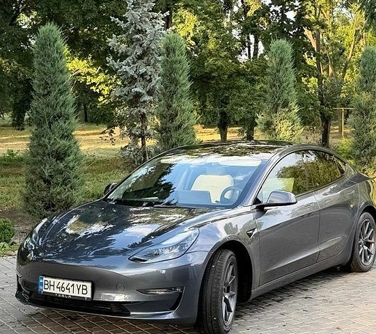 Сірий Тесла Модель 3, об'ємом двигуна 0 л та пробігом 26 тис. км за 21500 $, фото 1 на Automoto.ua