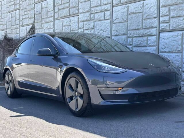 Серый Тесла Модель 3, объемом двигателя 0 л и пробегом 44 тыс. км за 13000 $, фото 1 на Automoto.ua