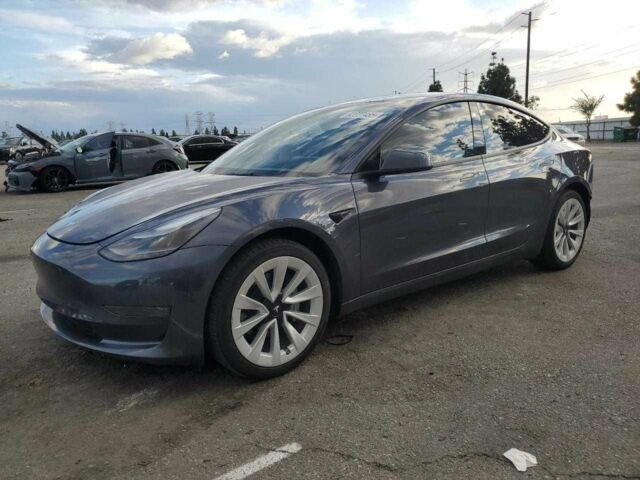 Серый Тесла Модель 3, объемом двигателя 0 л и пробегом 40 тыс. км за 6000 $, фото 1 на Automoto.ua