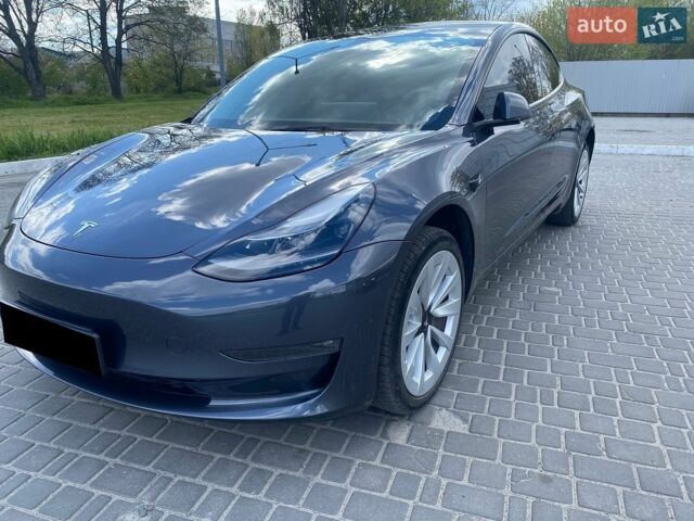 Серый Тесла Модель 3, объемом двигателя 0 л и пробегом 58 тыс. км за 21800 $, фото 1 на Automoto.ua