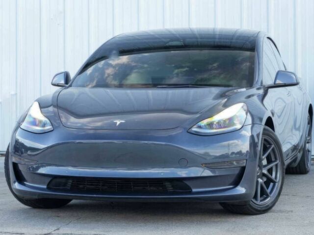 Тесла Модель 3 2022 в Ивано-Франковске на Automoto.ua Серый Тесла Модель 3, объемом двигателя 0 л и пробегом 29 тыс. км за 13600 $, фото 1 на Automoto.ua