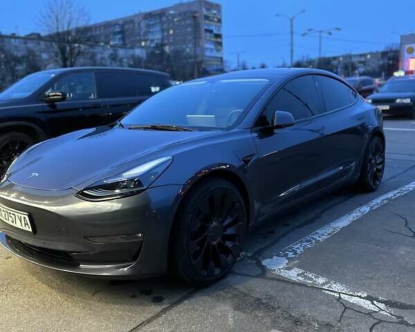 Серый Тесла Модель 3, объемом двигателя 0 л и пробегом 43 тыс. км за 28699 $, фото 1 на Automoto.ua