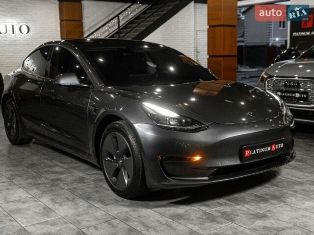 Сірий Тесла Модель 3, об'ємом двигуна 0 л та пробігом 44 тис. км за 20999 $, фото 1 на Automoto.ua